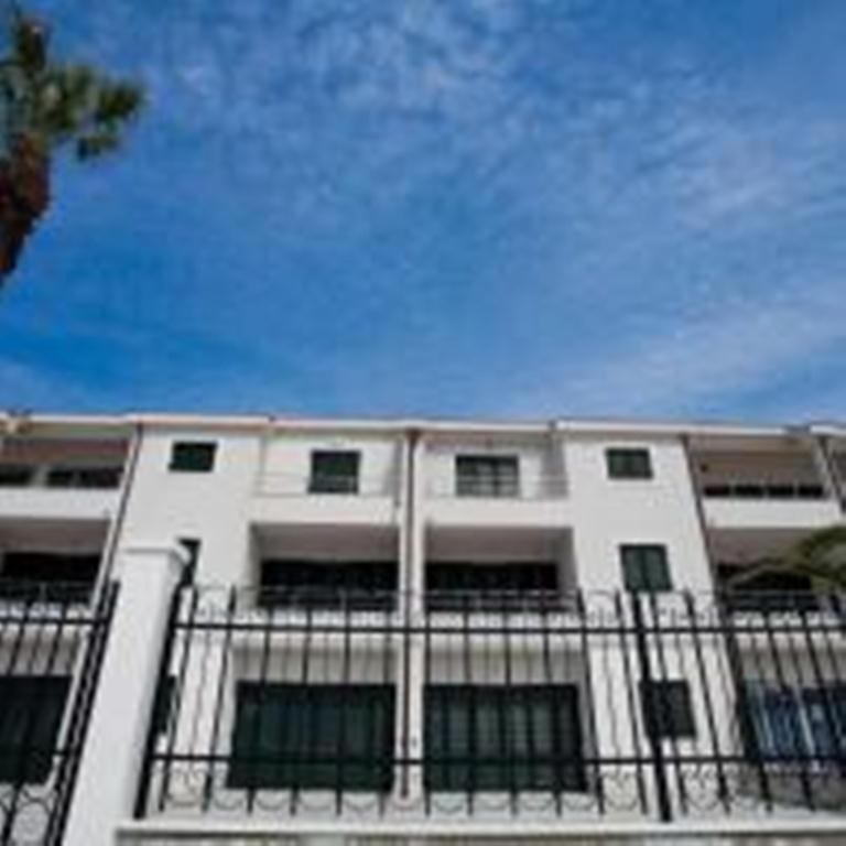 Apartments Svjetlana Traù Esterno foto